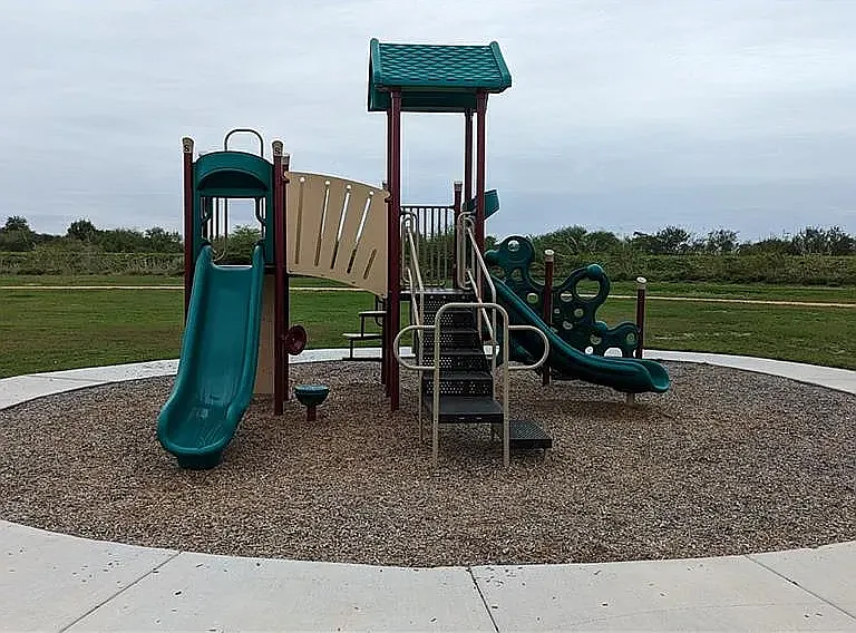 2100 Rice Ave — Photo 22