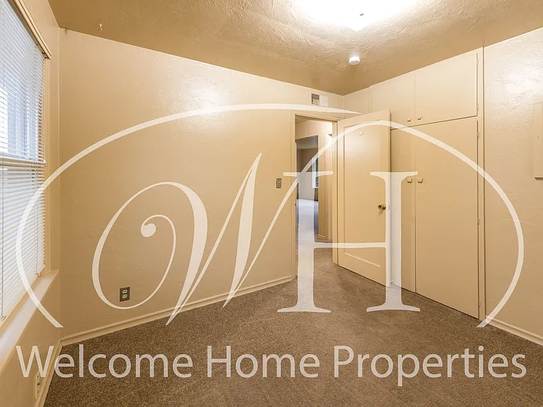 1052 Modoc St — Photo 10