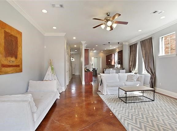 5th image of 6962 Catina St