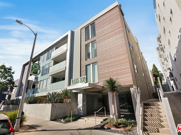 11657 Chenault St APT 301, Los Angeles, CA 90049