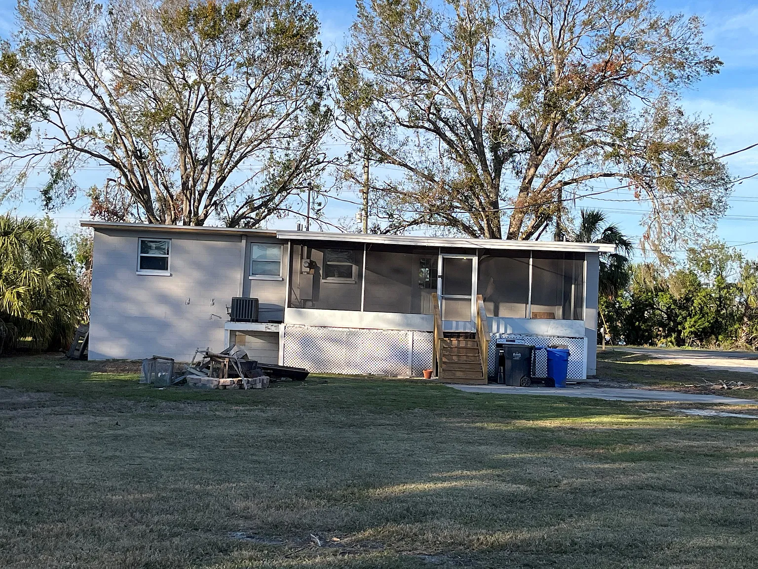 4 bed, 1200 sqft, $1,995 — Photo 3