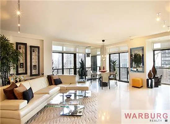 Sold by Warburg | media 19