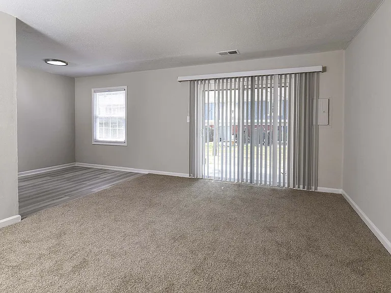 The George Apartment Homes — Photo 48