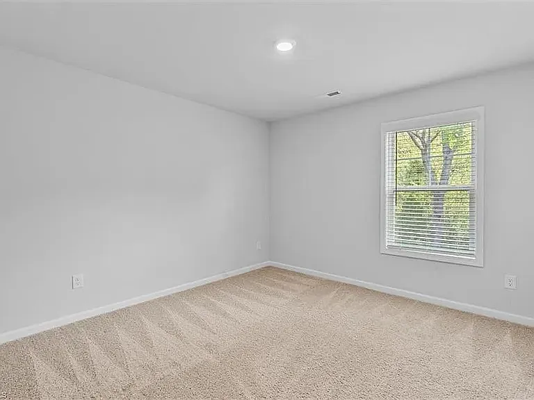 1010 Henson Park Dr — Photo 23