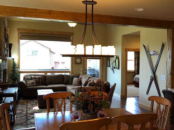 Main floor dining/family rm