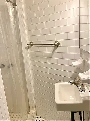 Rented by Remax Real Estate Professionals | media 20