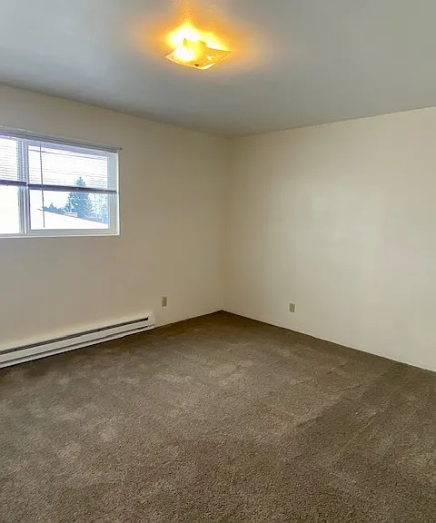 920 Elk St — Photo 12