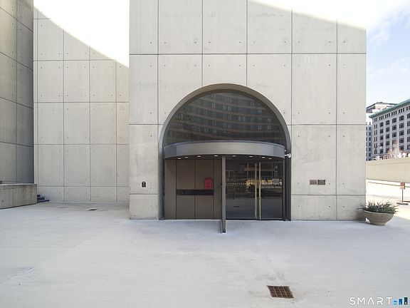 2nd image of 1 Gold Street APT 3F