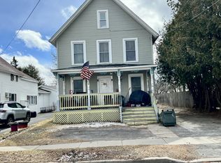 14 Elizabeth St, Plattsburgh, NY 12901