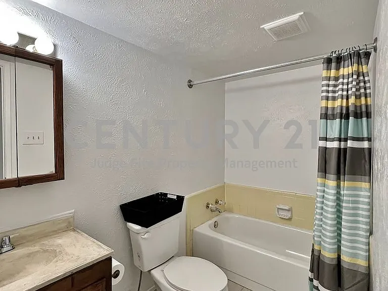7127 Winterberry Dr — Photo 6