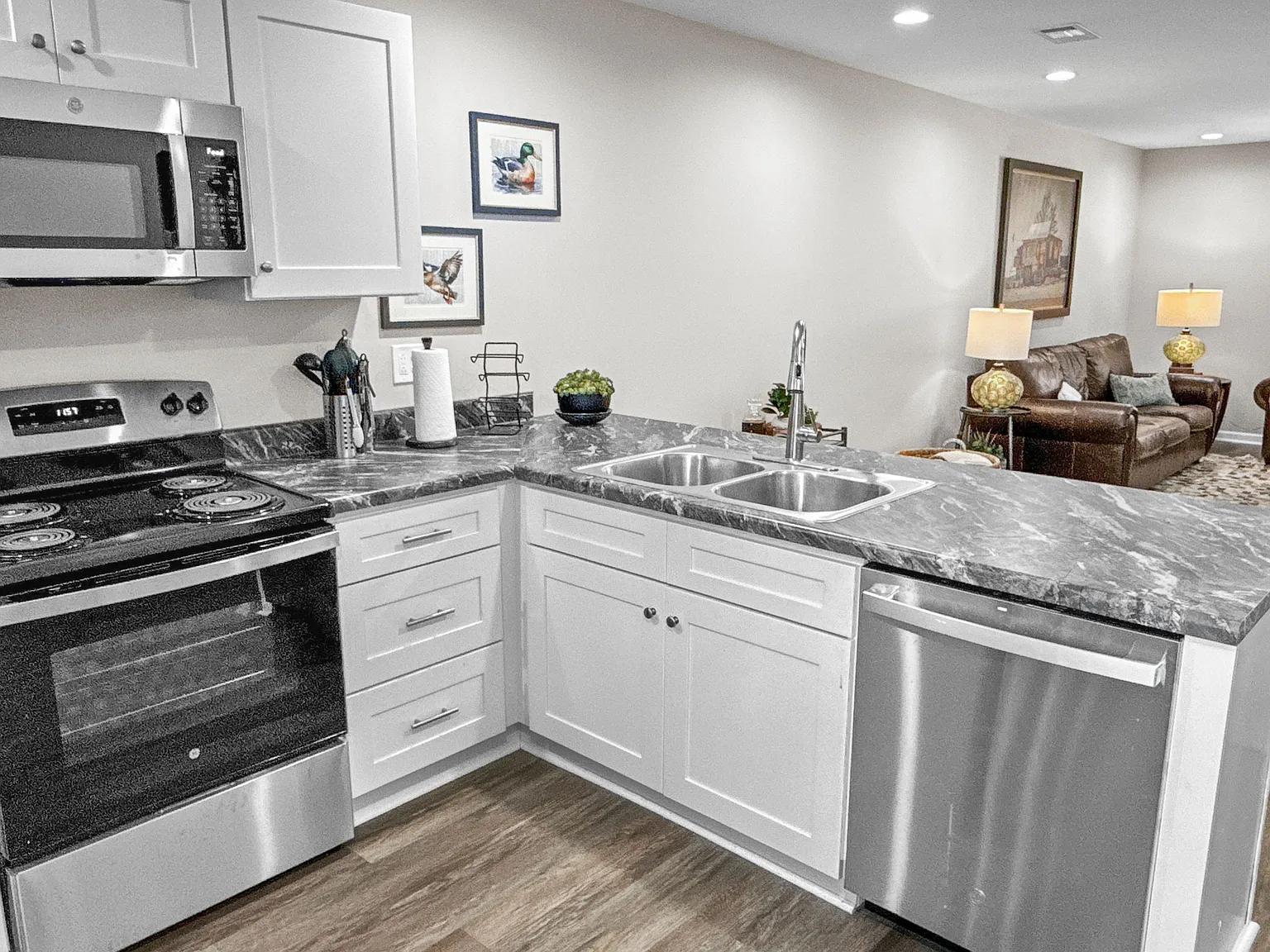 2 bed, 2.0 bath, 980 sqft, $1,250 — Photo 3