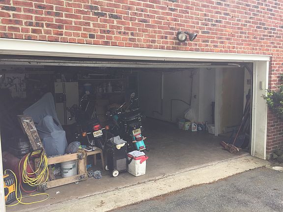 2 Car Garage