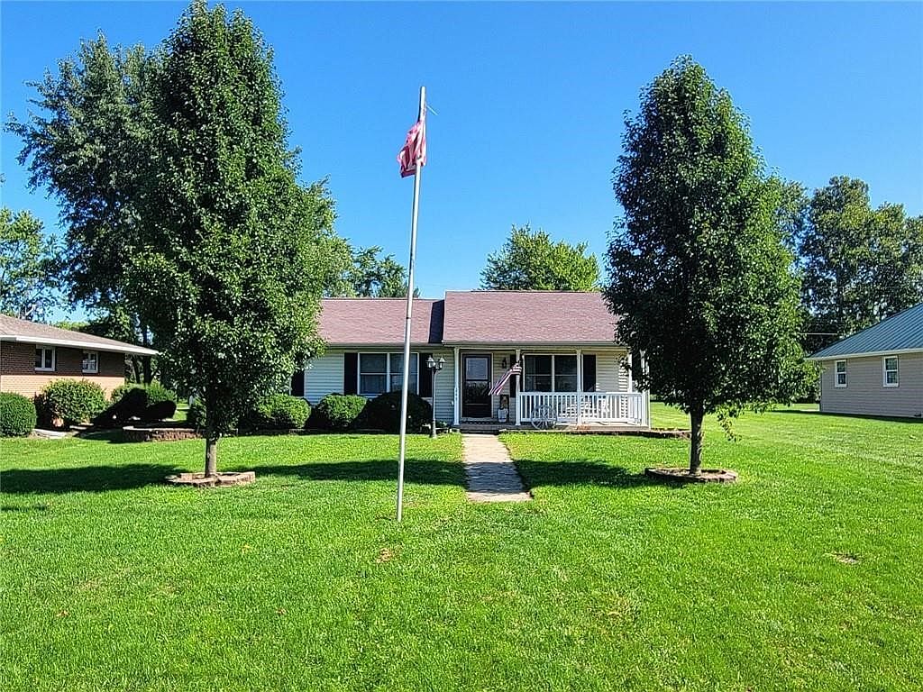 245 W Jones St, Macon, IL 62544 Zillow