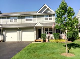 20 Fairlawn Dr, Central Islip, NY 11722