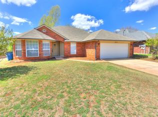 1013 Blue Ridge Dr, Edmond, OK 73003