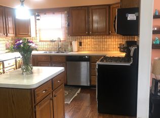 5793 Rouge Ct, Dearborn Heights, MI 48127