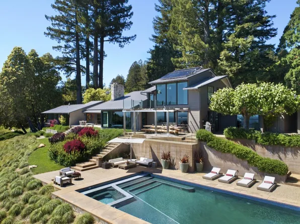 437 Thayer Rd, Santa Cruz, CA 95060