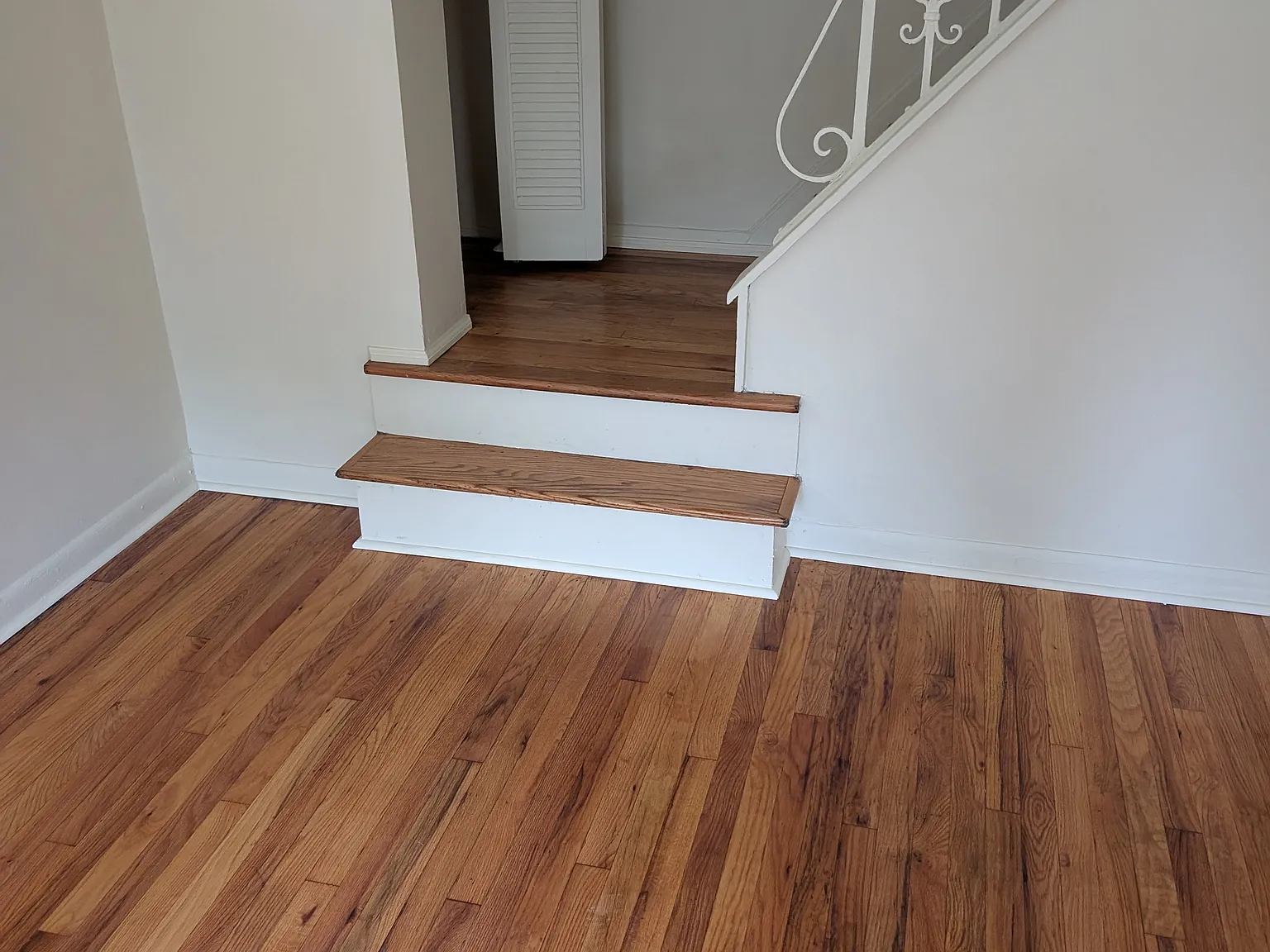 4 bed, 888 sqft, $1,850 — Photo 4