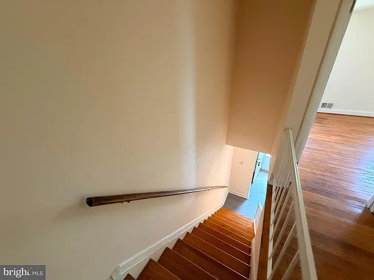 3473 Beale Ct — Photo 18