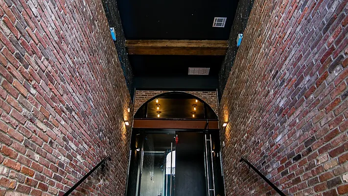 Rented by Nooklyn NYC LLC | media 50