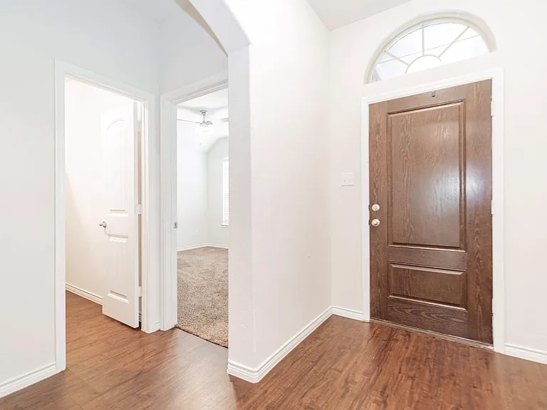 3137 Honeycomb Way — Photo 10