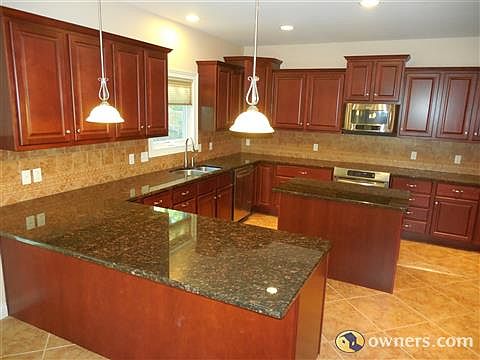 Wow, what a beautiful kitchen