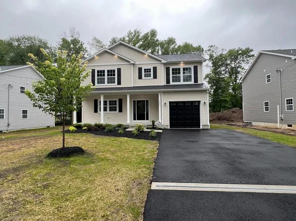 1545 Mile St, Bristol, PA 19007