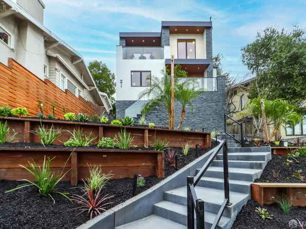 21 Cambridge Way, Piedmont, CA 94611