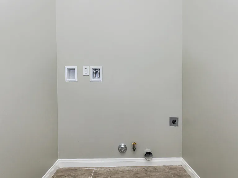 Mira Sol Gardens Rental Homes — Photo 15