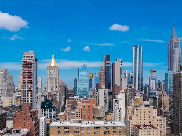 484 2nd Avenue image 6 of 32