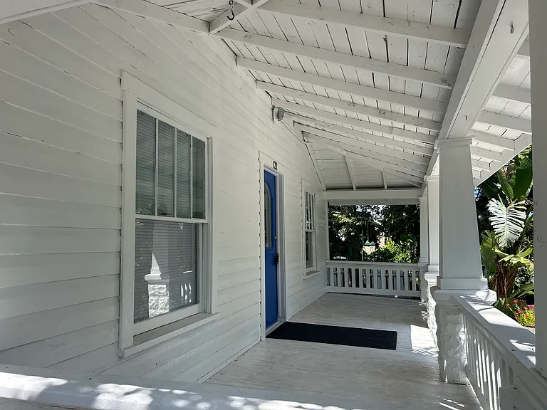 122 S Peninsula Dr — Photo 15