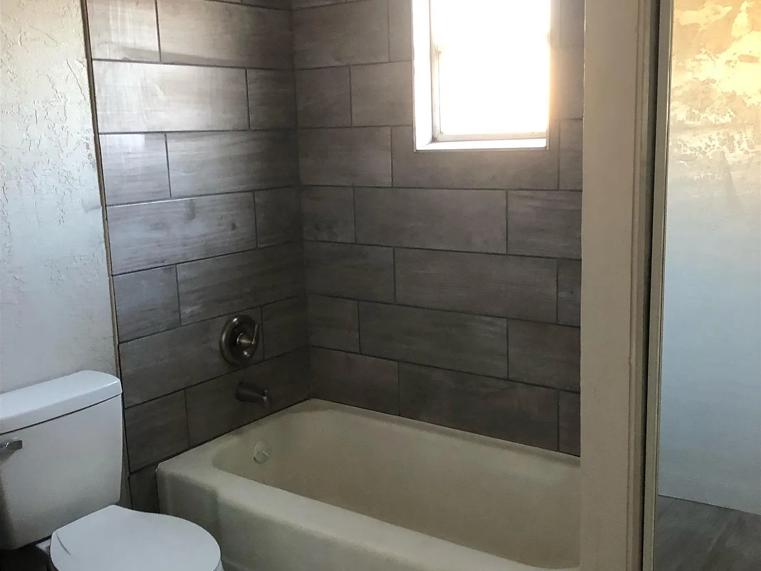 1 bed, 1.0 bath, 578 sqft, $900 — Photo 4