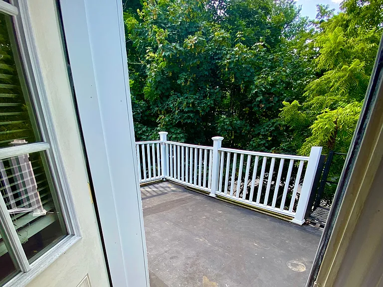 1413 N Harrison St #3 — Photo 8