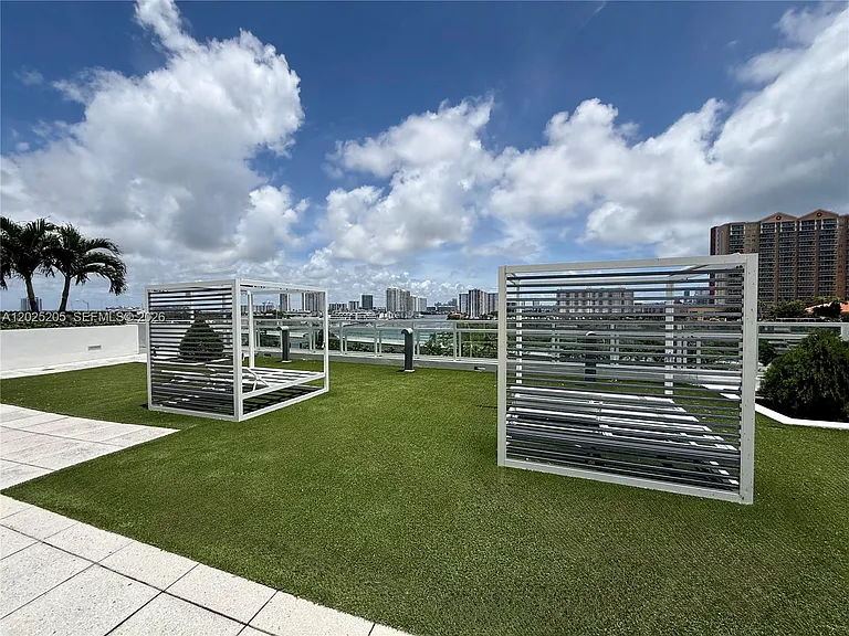 400 Sunny Isles Blvd #1404 — Photo 31