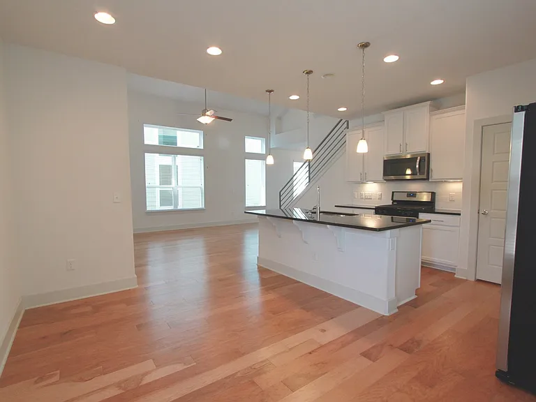 1507 Homespun Rd — Photo 15