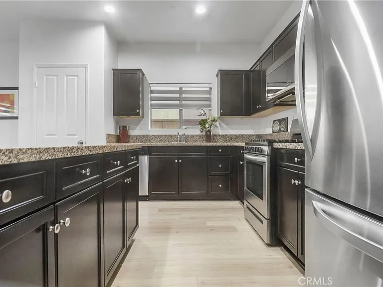 16768 Olive Tree Ln — Photo 11