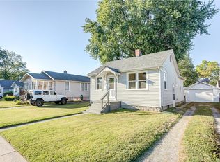 215 Rohm Pl, Roxana, IL 62084