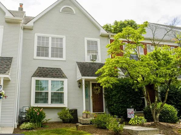 2480 Hillendale Dr, Eagleville, PA 19403