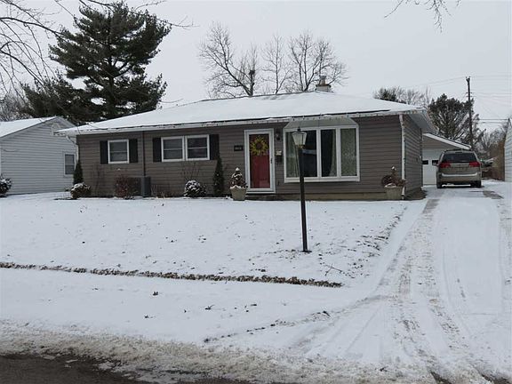 2nd image of 1044 Davis Dr
