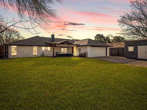 4th image of 3005 Macao Ct