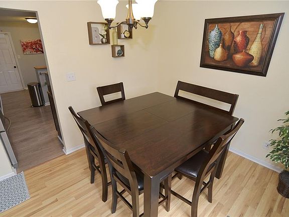 5th image of 3342 Blue Ash Ln