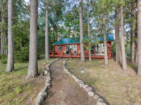 1264 Wildwood Ln, Spooner, WI 54801