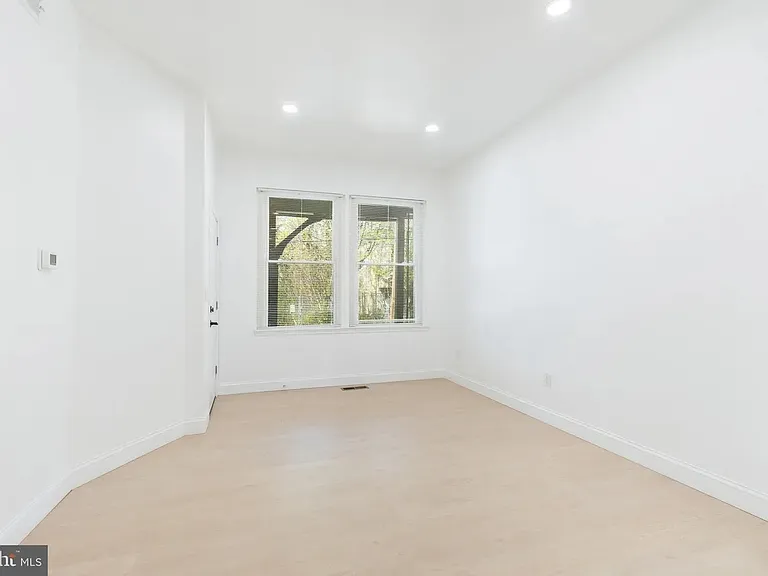 703 N 43rd St #1 — Photo 10