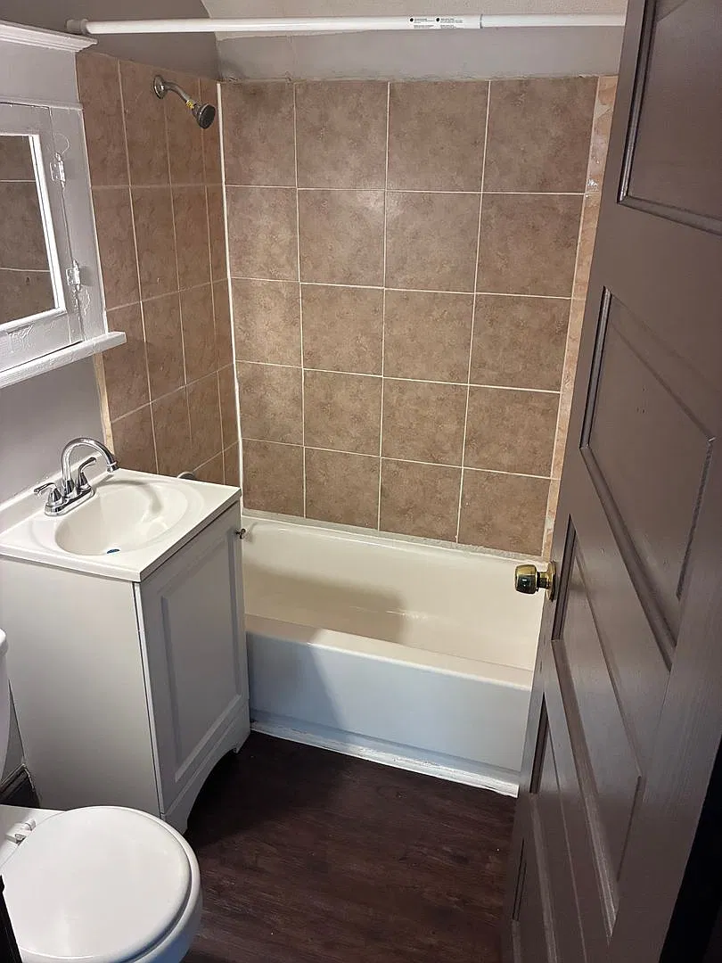 3705 Chicago Ave — Photo 3
