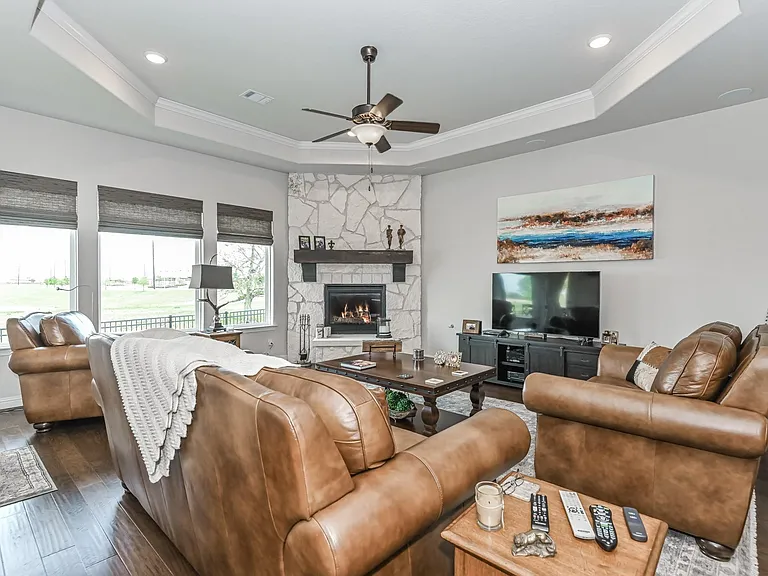 6110 Meadow Bluff Ct — Photo 12