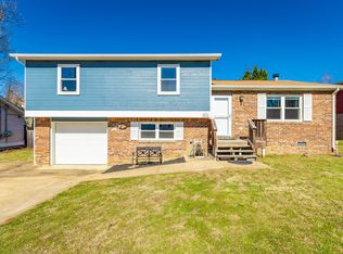 8333 Hamilton Oaks Dr, Chattanooga, TN 37421