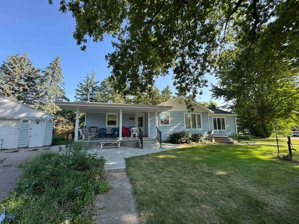 200 W 7th St, Hastings, NE 68955