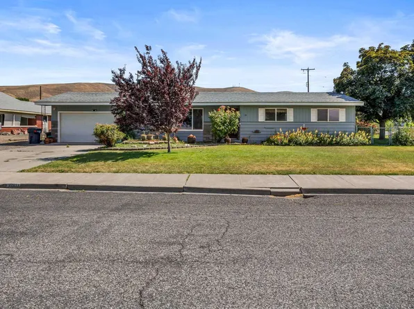 2001 Benson Ave, Prosser, WA 99350