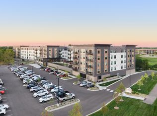 14800 99th Ave N APT 326, Osseo, MN 55369
