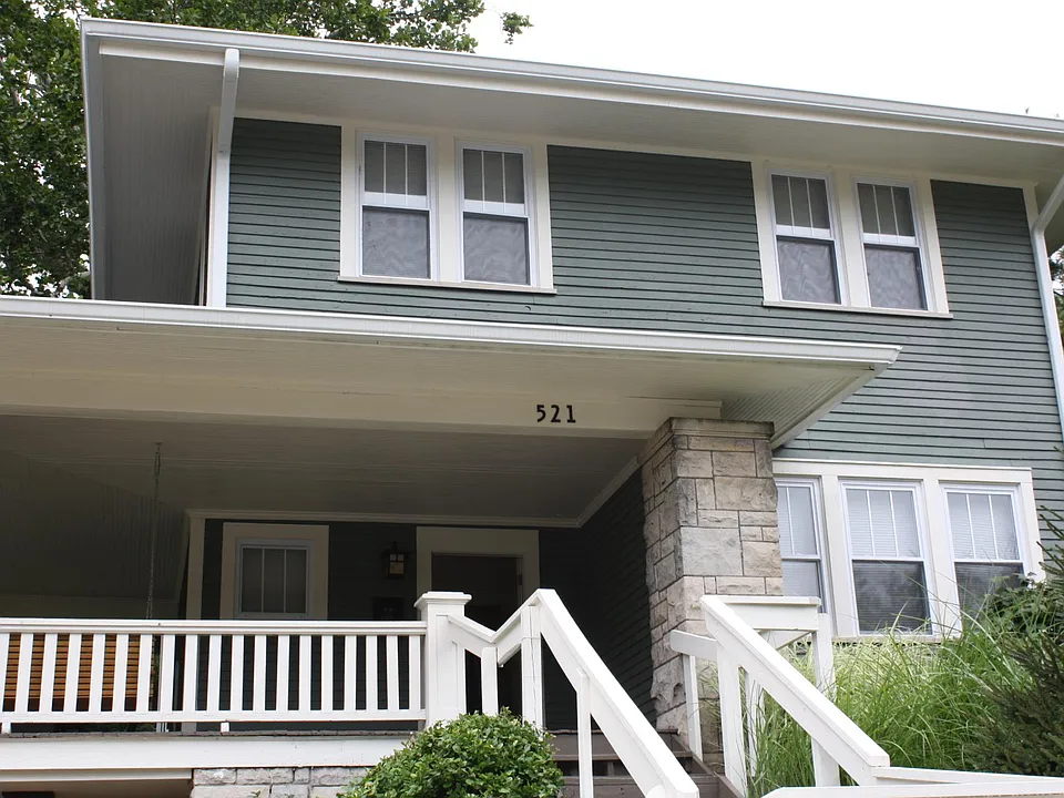 521 S Park Ave